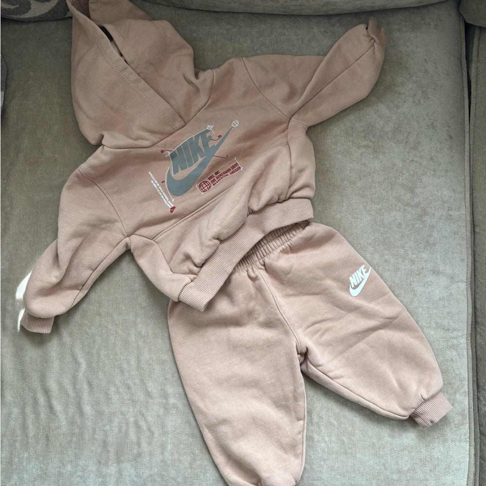 Nike Tan Hoodie and Sweatpants Set